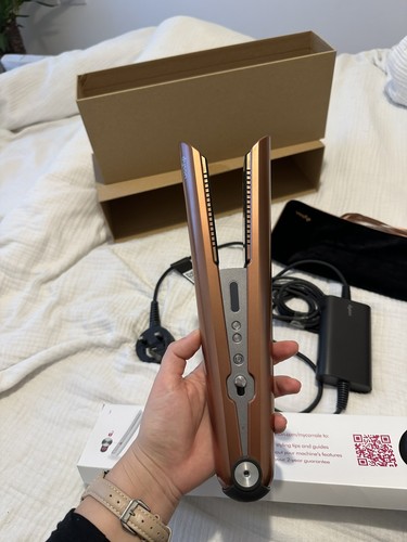 Cordless hair straightener - cordless,